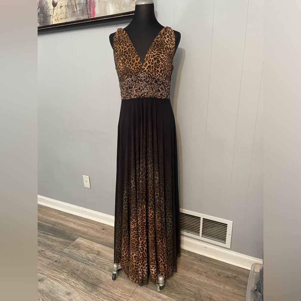 Alberto Makali Brown Leopard Print Long Formal Evening Gown Size 12 - Picture 2 of 5
